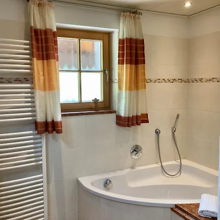 Goas-alm Appartement *